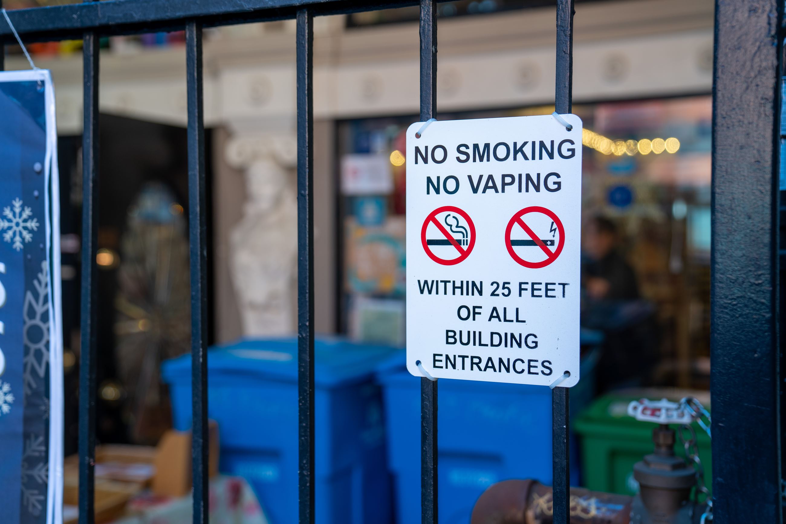 no smoking or fvaping sign